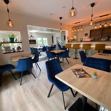 Spa & Pool Apartments Prestige Villa Ivica Marianka ภายนอก รูปภาพ