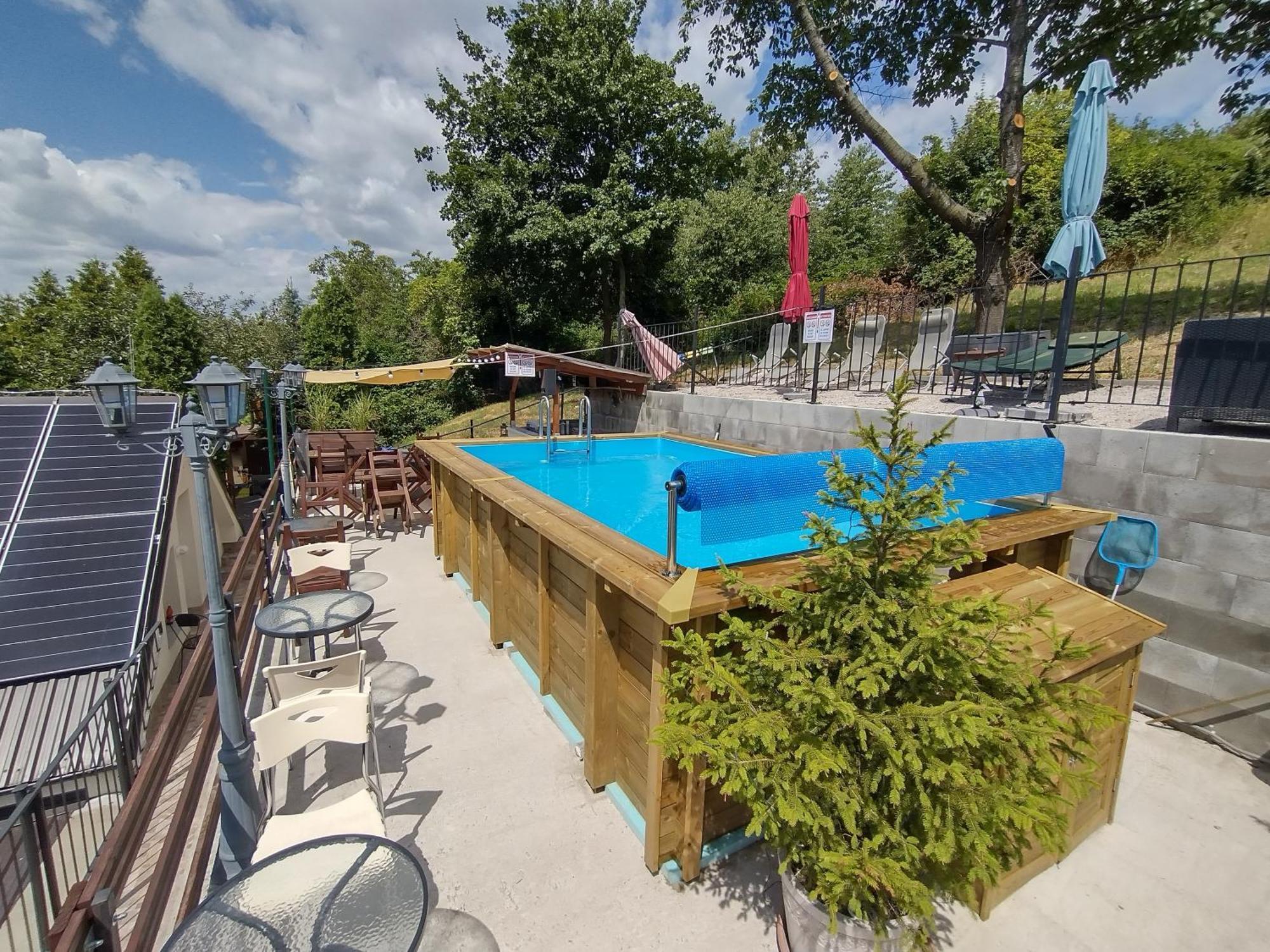 Spa & Pool Apartments Prestige Villa Ivica Marianka ภายนอก รูปภาพ